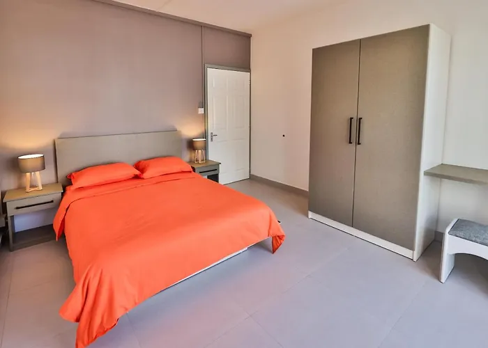 Oceanbreeze Apartments Mont Choisy